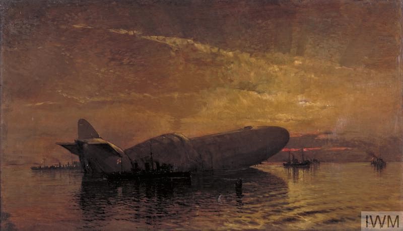 Airship L-15 on the Thames